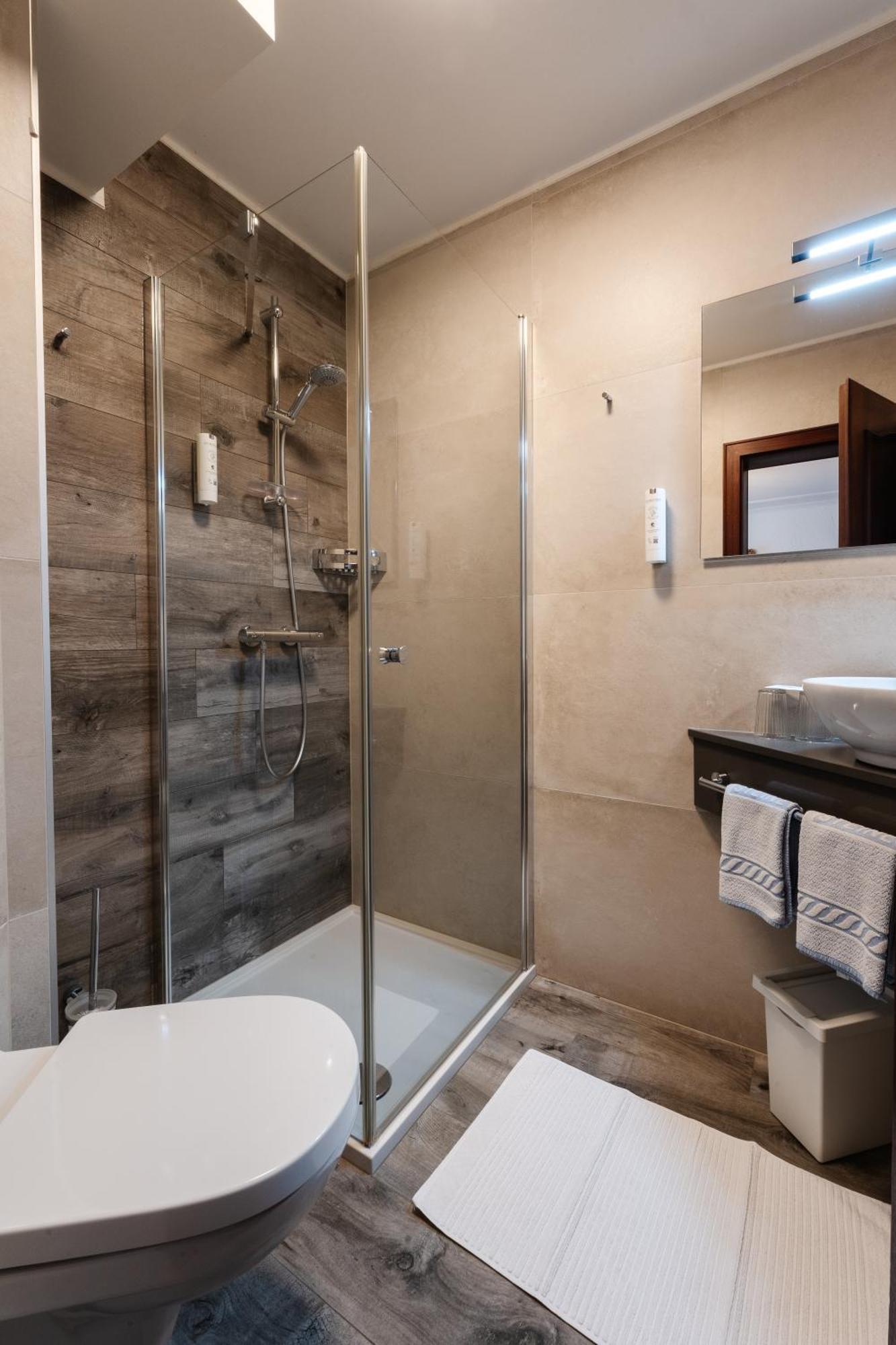 Hotel Steineweiher St. Vith エクステリア 写真