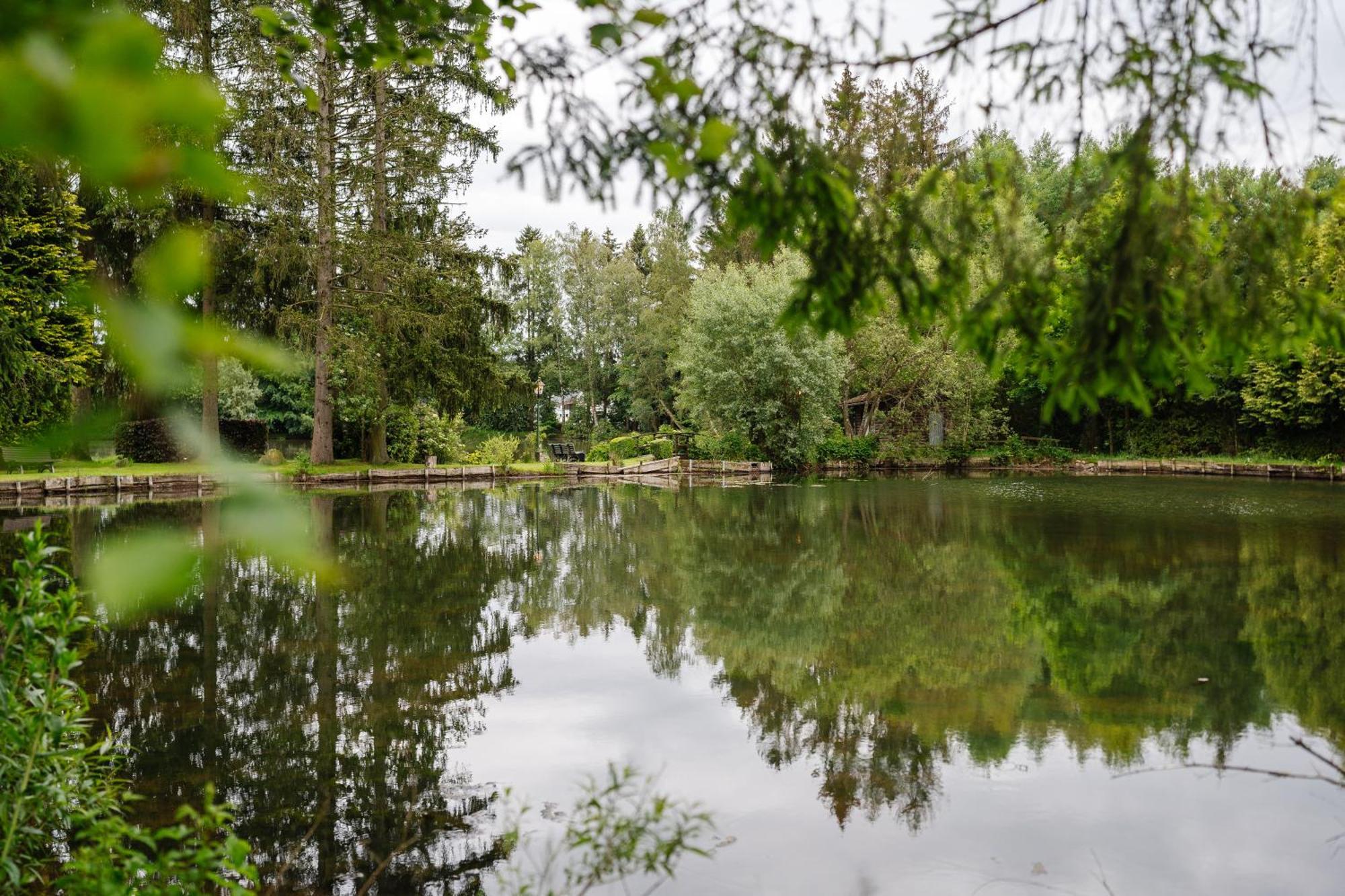 Hotel Steineweiher St. Vith エクステリア 写真